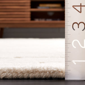 Safavieh Renewal Hand-tufted Area Rug - Elegant Abstract Design In Tranquil Hues For Luxurious Home Decor Ivory 60% Wool,20% Pet,20% Cotton Rnw301b-3