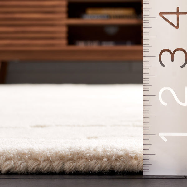 Safavieh Renewal Hand-tufted Area Rug - Elegant Abstract Design In Tranquil Hues For Luxurious Home Decor Ivory 60% Wool,20% Pet,20% Cotton Rnw301b-3