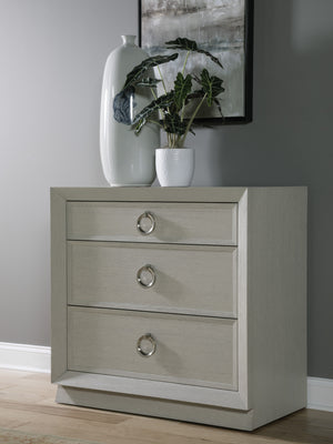 Lexington Artistica Home Zeitgeist Elegant White Oak Hall Chest With Three Self-closing Drawers For Stylish Home Storage Antiqued White Wood 2140-973