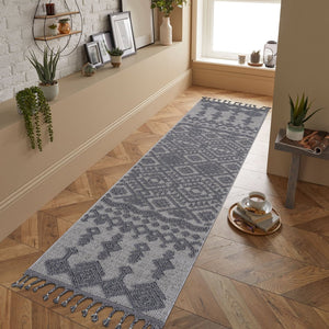 English Elm Loom & Luxe 2X8 Traditional Area Rug In White/Gray - Stylish, Durable, Kid & Pet Friendly Design B335P289615