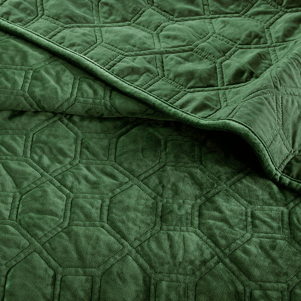 JLA Home Madison Park - 3 Velvet Quilt Set with Plush Polyester Velvet, Geometric Quilting, Antimicrobial Finish for Cozy Style Green MP13-6466