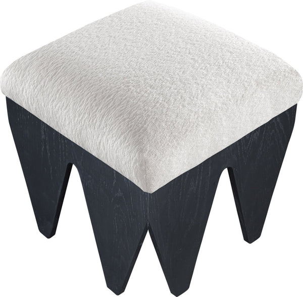 Meridian Furniture Altair Art Deco Upholstered Bench Plush Velour Seat with Angular Oak Veneer Legs 22024Cream