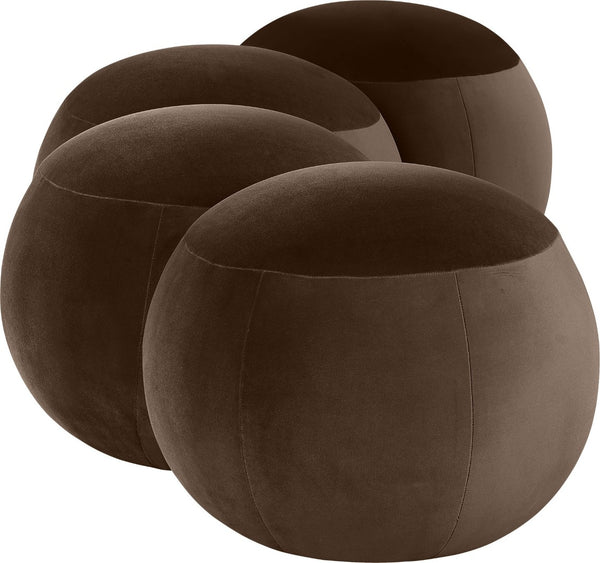 Meridian Furniture Apollo Art Deco Velvet Upholstered Bench with Plush Foam Seat for Bedroom or Entryway 22094Brown