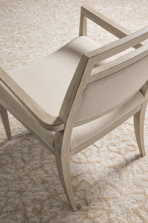 Lexington Artistica Home Nico Upholstered Arm Chair - Elegant Mid-century Design In Mahogany With Soft Natural Fabric Finish Bianco Wood 2222-881-40-01