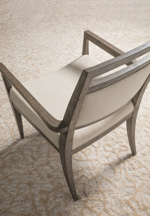 Lexington Artistica Home Nico Upholstered Arm Chair - Elegant Mid-century Design In Mahogany With Soft Natural Fabric Finish Grigio Wood 2222-881-41-01