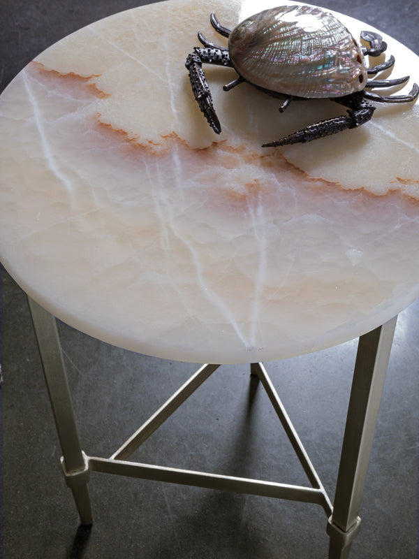 Lexington Artistica Home Benton Round Spot Table - Stunning Amber Onyx Top With Champagne Leaf Iron Base For Elegant Spaces Champagne Wood 2297-950