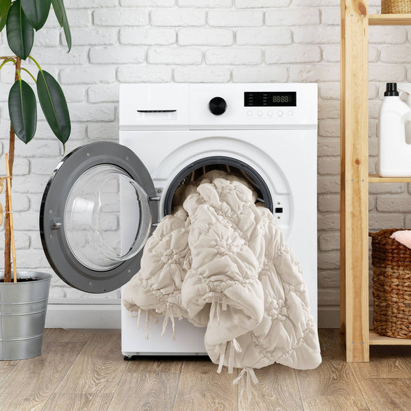 English Elm 3PCS King Comforter Set with Plush Microfiber Fill, Oversized 102"x88" Comforter and Shams Ivory 16.93 L x 12.99 W x 7.87 H B035P366533