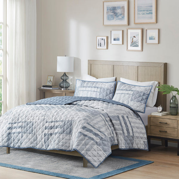 JLA Home Madison Park - 3 Jacquard Patchwork Quilt Set with Diamond Stitching, Soft Blue Birch Tones, Reversible Dusty Blue Bedding MP13-8190