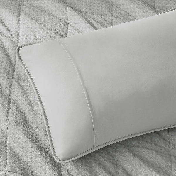 JLA Home Comfort Spaces - Waffle lightweight textured quilt set — breathable, Oeko-Tex certified comfort with plush waffle weave finish Gray AM14-0367