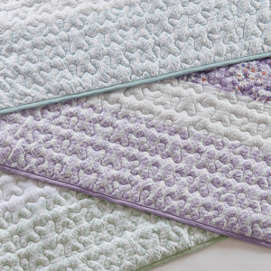 English Elm 4 PCS Full/Queen Seersucker Quilt Set with Throw Pillow – Lightweight Microfiber, Lace Detail, Hypoallergenic B035P366536