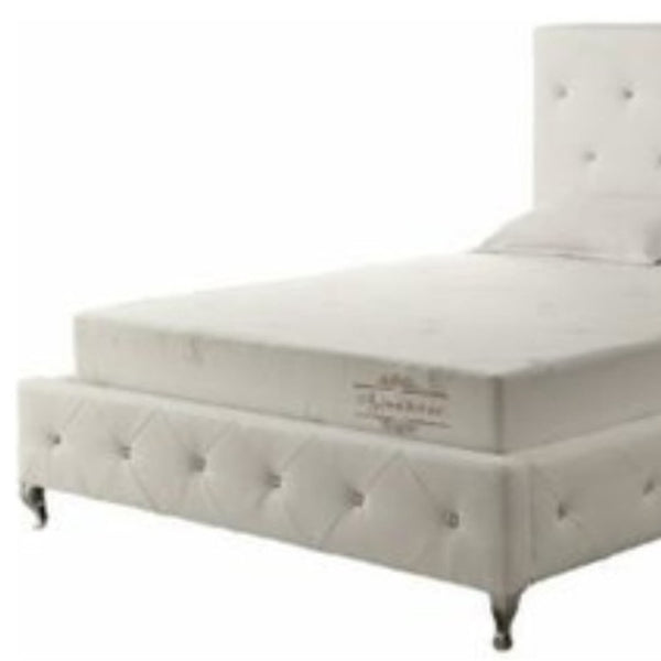 Homeroots 6" White Full Aloe Vera Infused Memory Foam Mattress  Polyester 248077