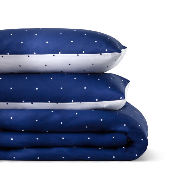 English Elm Linenspa Navy Polka Dot Microfiber Comforter Oversized King with Reversible Chic Design & Hypoallergenic Fill B350P326216