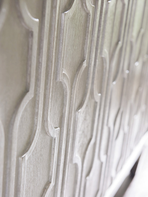 Lexington Sligh Reese Media Console - Stylish Storage Solution With Decorative Fretwork For Modern Living Spaces Aspen Wood 250-661