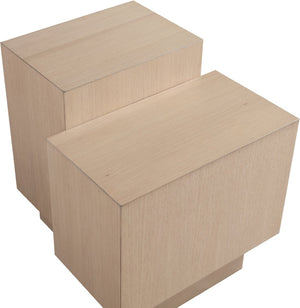 Meridian Furniture Mateo Art Deco End Table with Oak Veneer Staggered Multi-tier Design for Living Rooms Natural 256Natural-ET