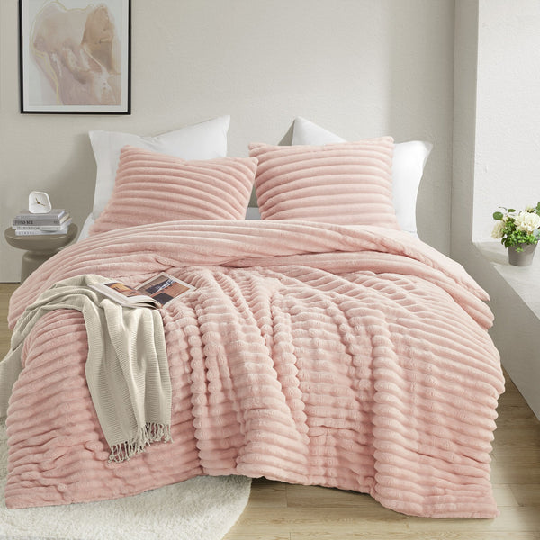 JLA Home Intelligent Design - Fluffy Premium Ribbed Plush Comforter Set — 300gsm Oeko‑Tex Cozy Loft, Smooth Reverse, Ready-to-Use Pink AM10-0274