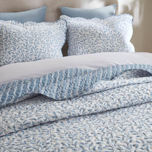 English Elm 5-piece Cotton Dobby Botanical Duvet Set with Embroidered Coastal Throw Pillows B035P463290