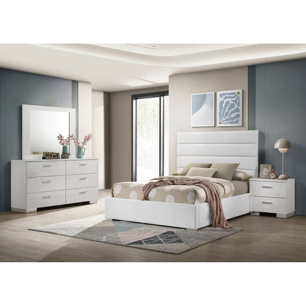 English Elm Dulcey Full Platform Bedroom Set Faux Leather Tufted Headboard High Gloss White B062S01509