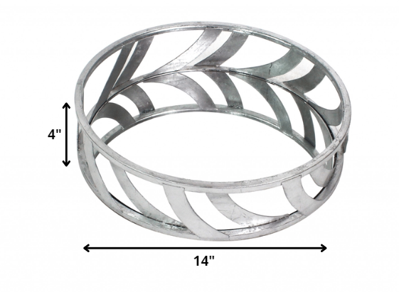 Homeroots 14" Silver Round Metal Geometric Vanity Tray   274455