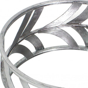 Homeroots 14" Silver Round Metal Geometric Vanity Tray   274455