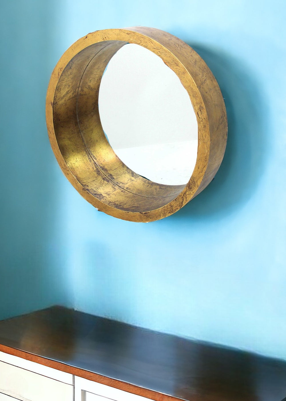 Homeroots 36" Gold Round Wood Framed Accent Mirror  Wood 274538