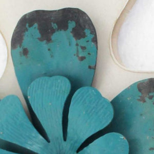 Homeroots 24" X 16" X 1" White Cross Wall Decor White Wood 274570