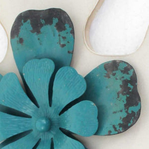 Homeroots 24" X 16" X 1" White Cross Wall Decor White Wood 274570