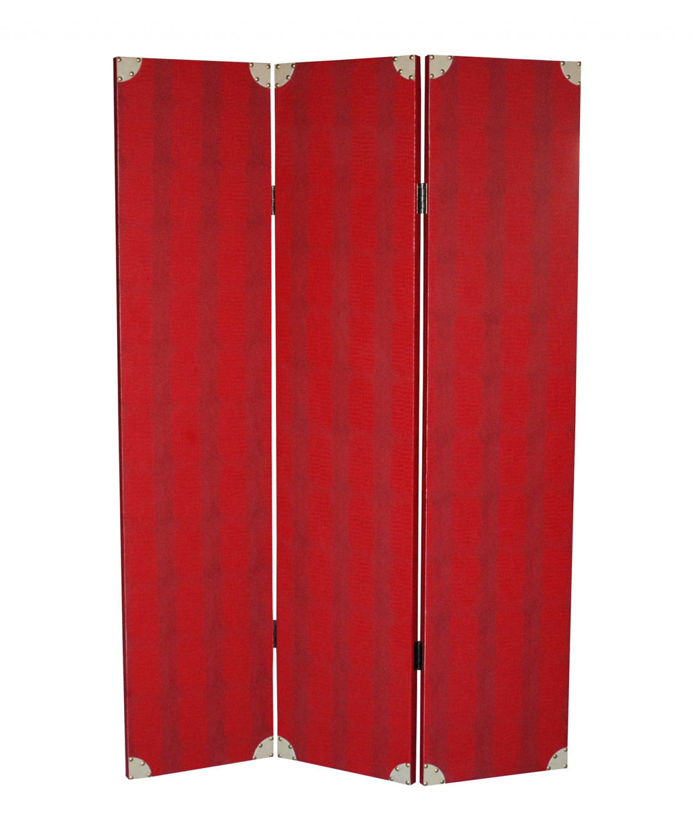 Homeroots 47 X 71 Red Wood  Screen  Wood 274691