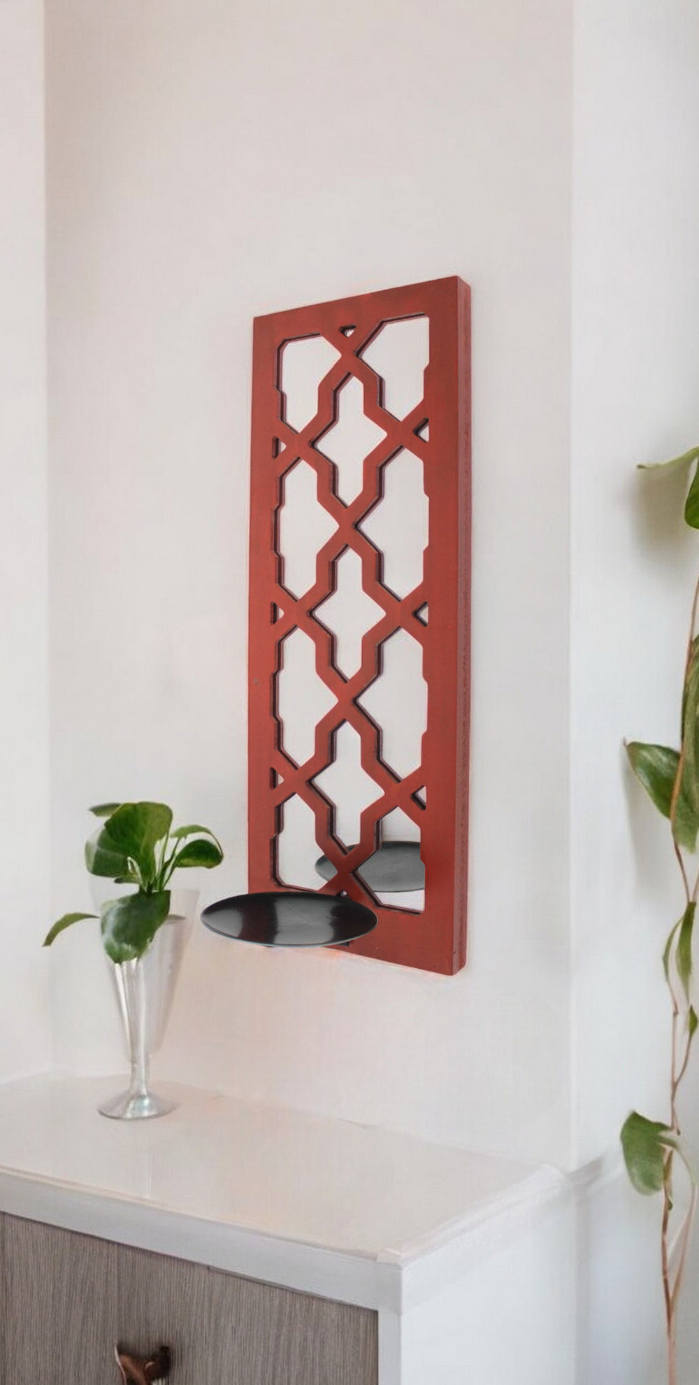 Homeroots 17 X 5 X 6 Red  Mirrored - Candle Holder Sconce   274849