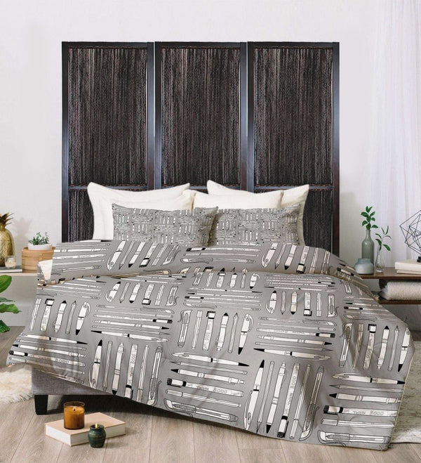 Homeroots Dark Wood And Water Hyacinth 3 Panel Room Divider Screen  Wood 274870