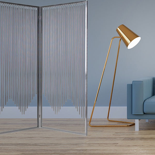 Homeroots 55" X 71" Silver Metal  Screen  Metal 274895