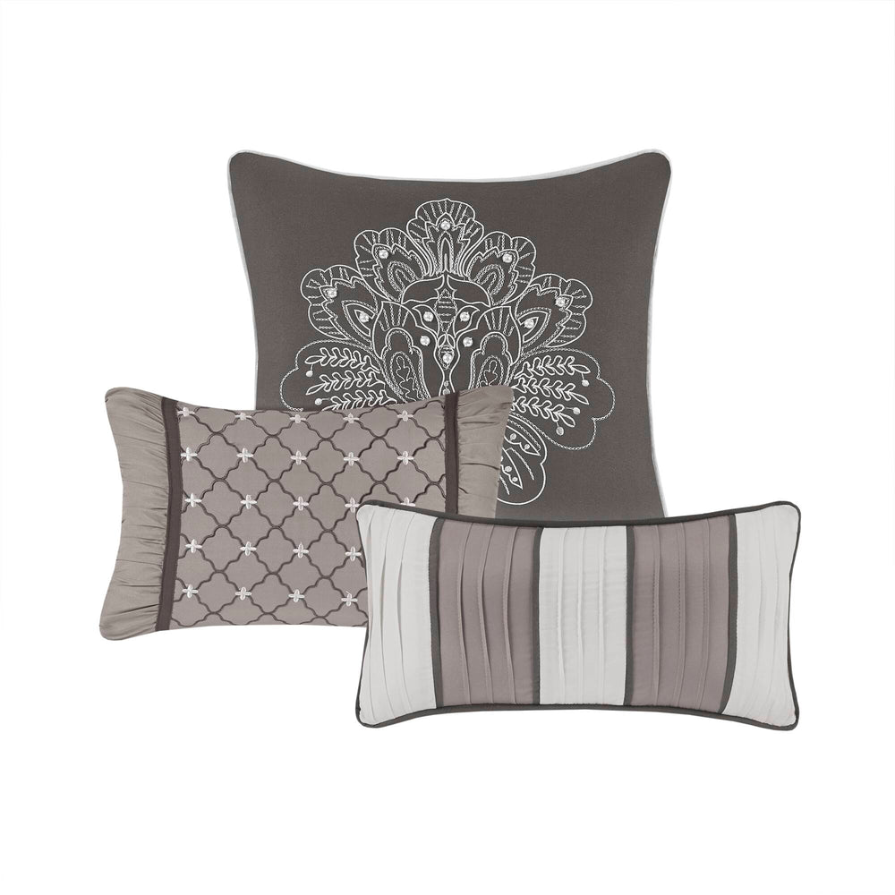 English Elm 6-Piece Jacquard Quilt Set Full/Queen with Plush Brushed Backing, Decorative Pillows, Grey Elegance Multicolor 15.35 L x 17.72 W x 10.63 H B035P408227