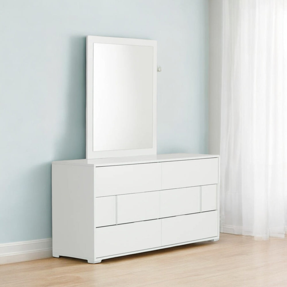 Homeroots 41" White Mdf And Glass Mirror White Mdf 282549