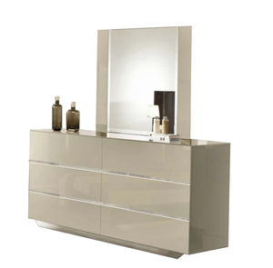 Homeroots 45" Beige Mdf  Glass  And Veneer Mirror Beige Mdf 282615