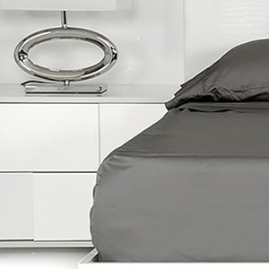 Homeroots Queen White Four Drawers Bed  Manufactured Wood 282621