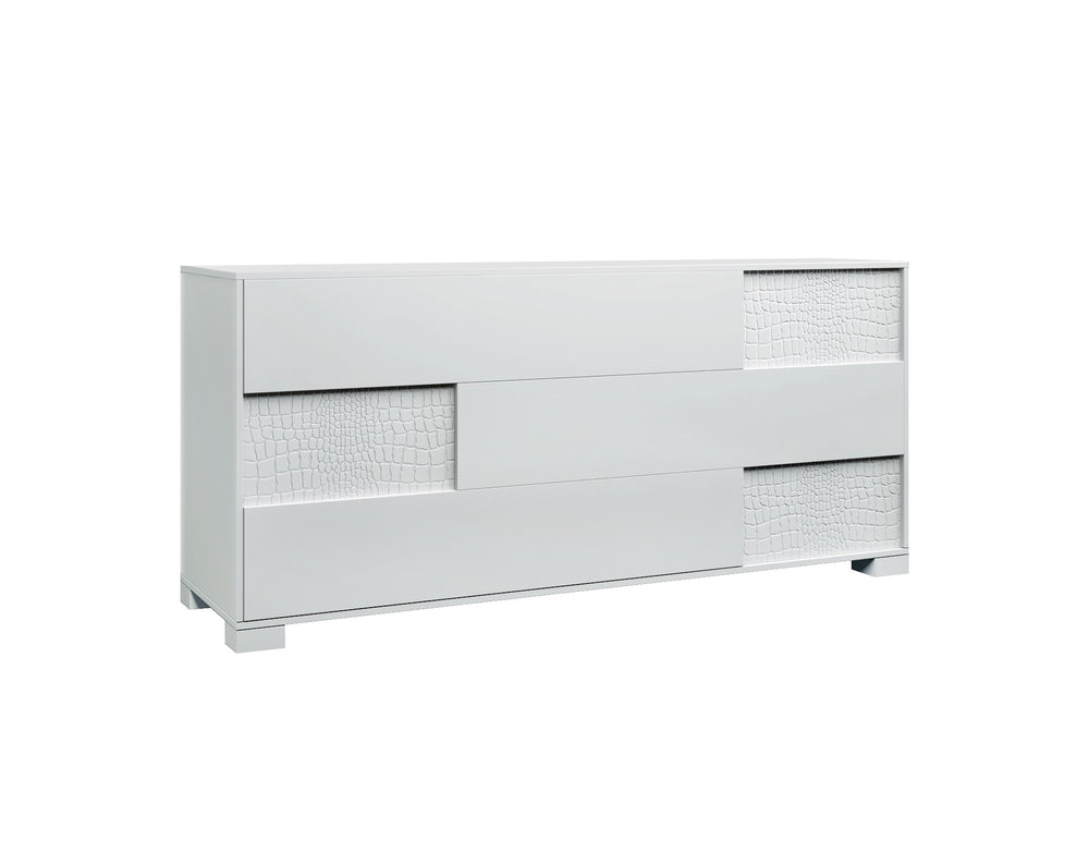 Homeroots 30" White Mdf And Steel Dresser  Manufactured Wood 282622