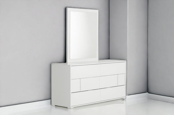 Homeroots 61" White Six Drawer Double Dresser  Manufactured Wood 282629