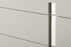 Homeroots Minimalist Light Gray 3 Drawer Dresser  Manufactured Wood 282962