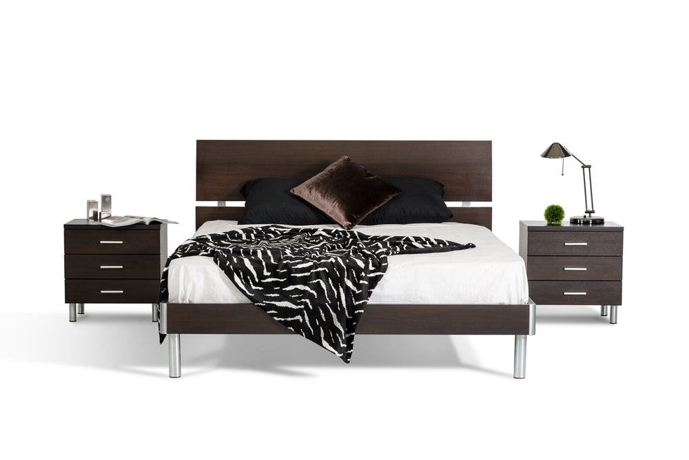 Homeroots 21" Wenge Veneer  Mdf  And Steel Nightstand   283030