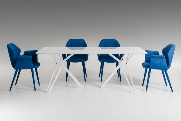 Homeroots 30" White Glass And Metal Dining Table  Glass 283098