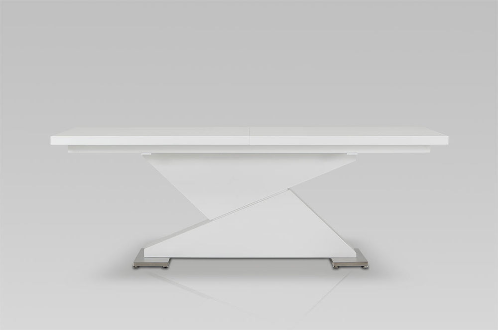 Homeroots 30" White Mdf And Steel Dining Table  Mdf 283322