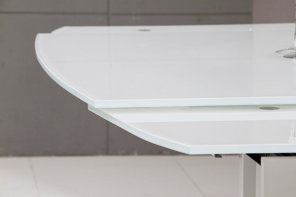 Homeroots 30" White Glass  Mdf  And Steel Extendable Dining Table  Glass 283331