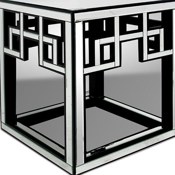 Homeroots 26" Mirrored Glass And Mdf End Table   283910