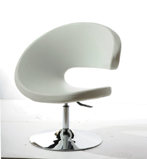 Homeroots 34" White Leatherette Lounge Chair   283974