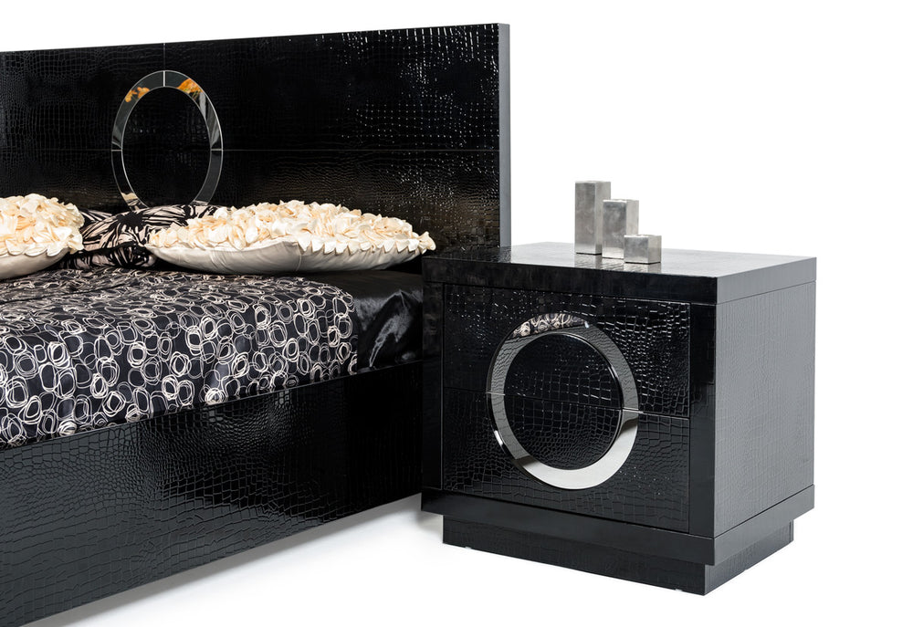 Homeroots 24" Croc Black Lacquer Faux Crocodile 2 Drawer Nightstand   284145