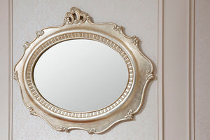 Homeroots Gold Oval Framed Accent Mirror  Mirror 284406