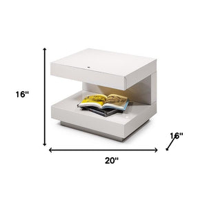 Homeroots 16" White Faux Wood Nightstand   284419