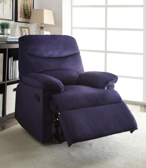 HomeRoots 35" Blue Velvet Manual Recliner - Luxurious Comfort, Adjustable Positioning & Chic Contemporary Style 285822