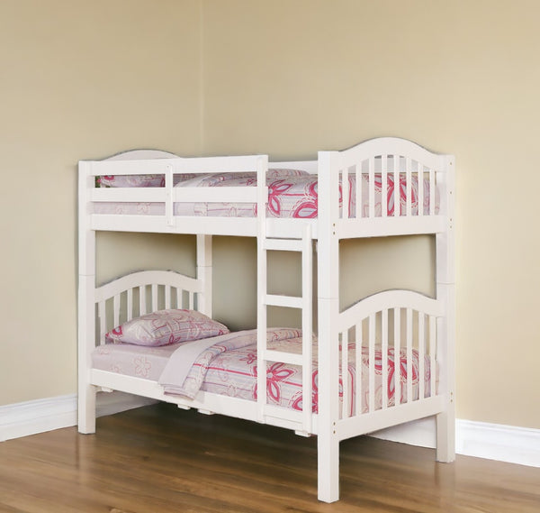 Homeroots Heartland Twin/Twin Bunk Bed, White  Wood 285831