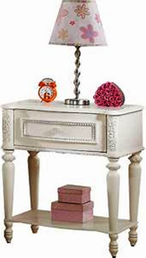 Homeroots 23" X 16" X 26" Ivory 1 Drawer Nightstand   285917