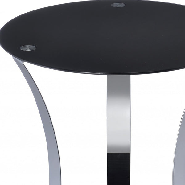 Homeroots 20" Silver And Black Mirrored Glass And Iron Round End Table With Shelf   286276